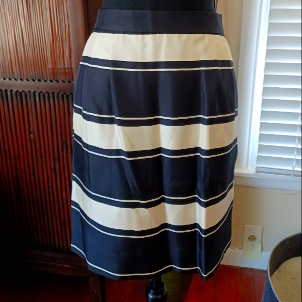 NWOT J.Crew Bold Stripe Silk Pencil Skirt